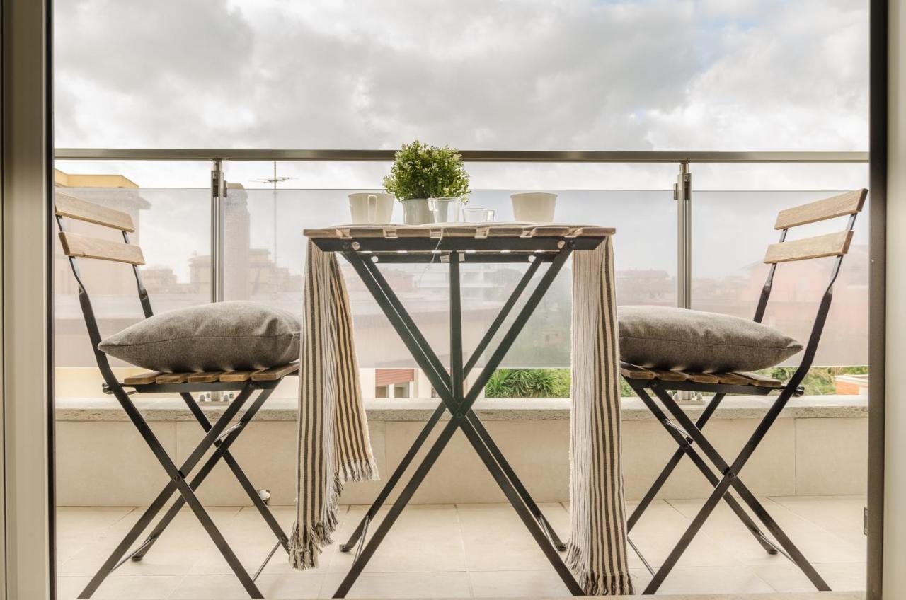 Fco Secrets Luxury Apartment Fiumicino Exterior photo